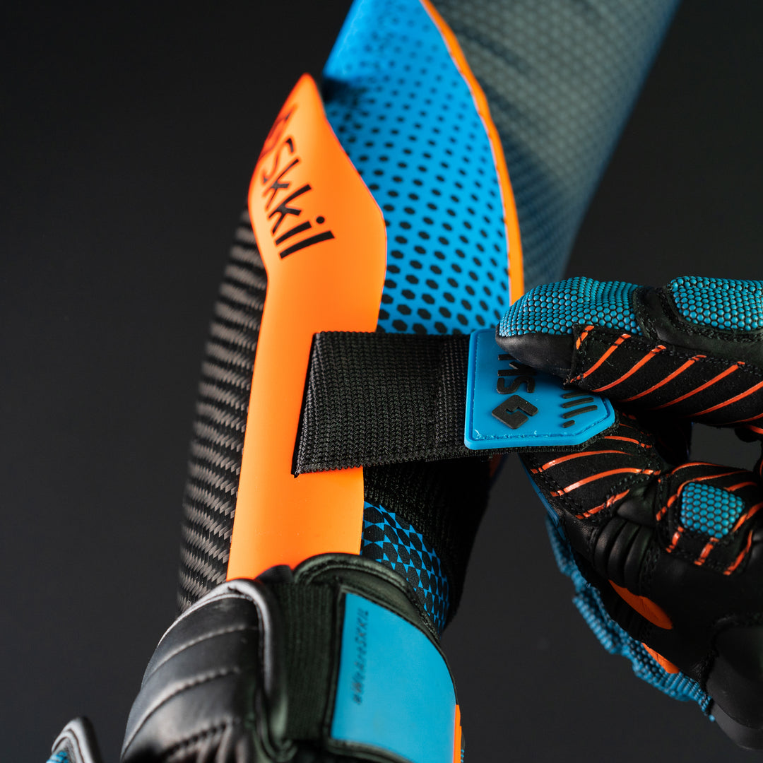 Arm guards carbon for ski racing GS | ARM IMPACT CARBON 22 – SKKIL