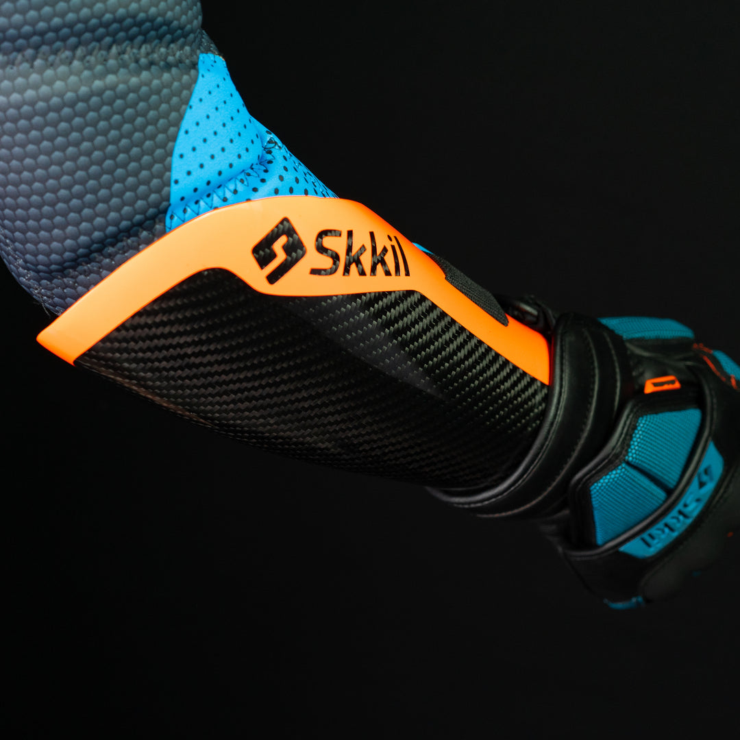 Arm guards carbon for ski racing GS | ARM IMPACT CARBON 22 – SKKIL